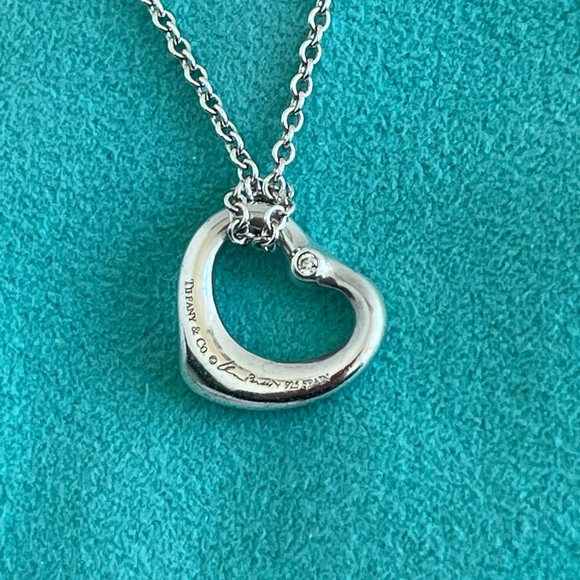 Tiffany & Co. Elsa Peretti Necklace with Diamond - Picture 4 of 10